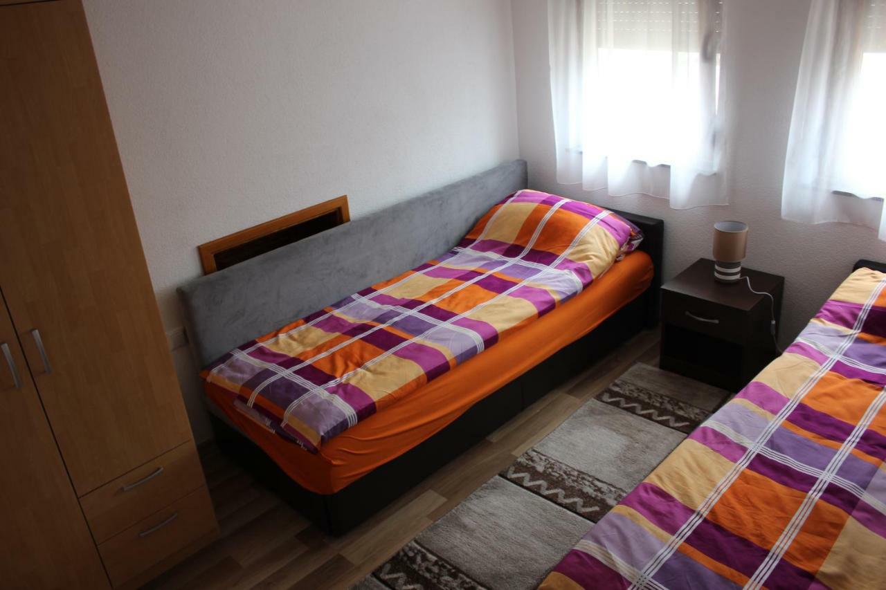 Apartments Zoni Vlasic Esterno foto